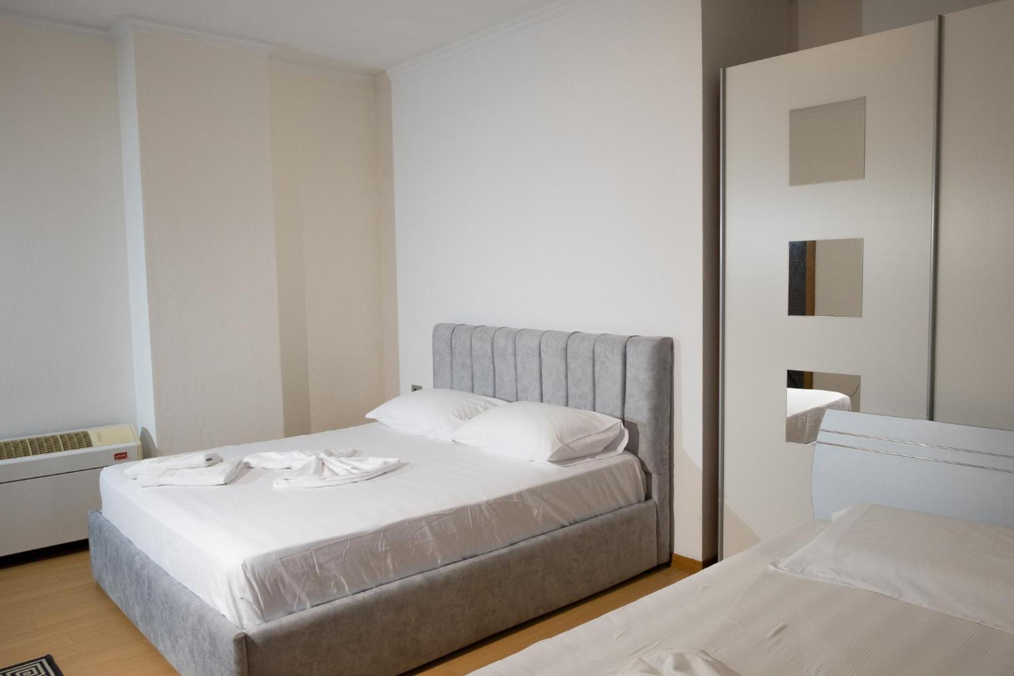 Albjona Guesthouse Tirana Extérieur photo