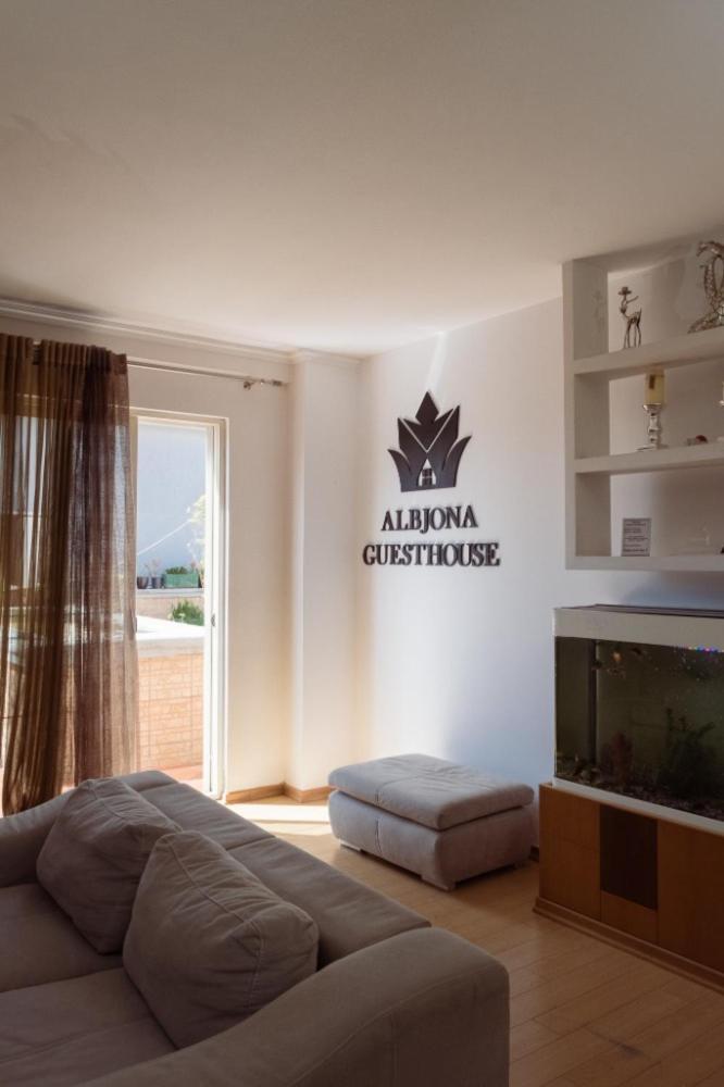 Albjona Guesthouse Tirana Extérieur photo
